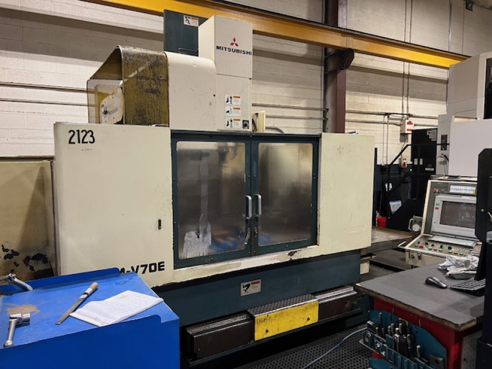 CNC Machining center Mitsubishi M-V70E - Machine image