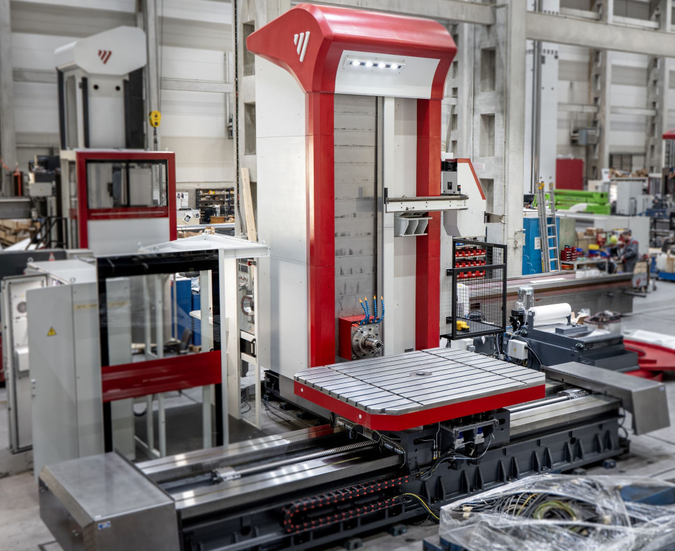 WFT 13 Table-Type CNC (Y: 79") with Fanuc / IN STOCK - Machine image